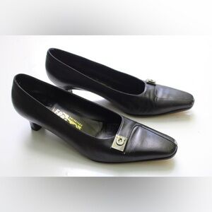 Salvatore Ferragamo low pumps Made